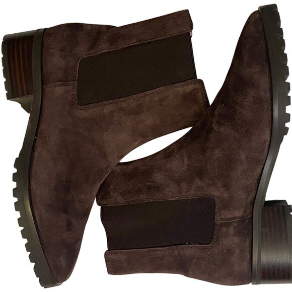 Block Heel Brown‎ Suede Leather Chelsea Booties - Ann Taylor, size: 7M - Picture 1 of 9